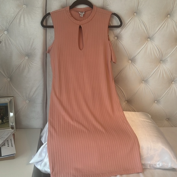 Guess dress size m - Picture 3 of 4